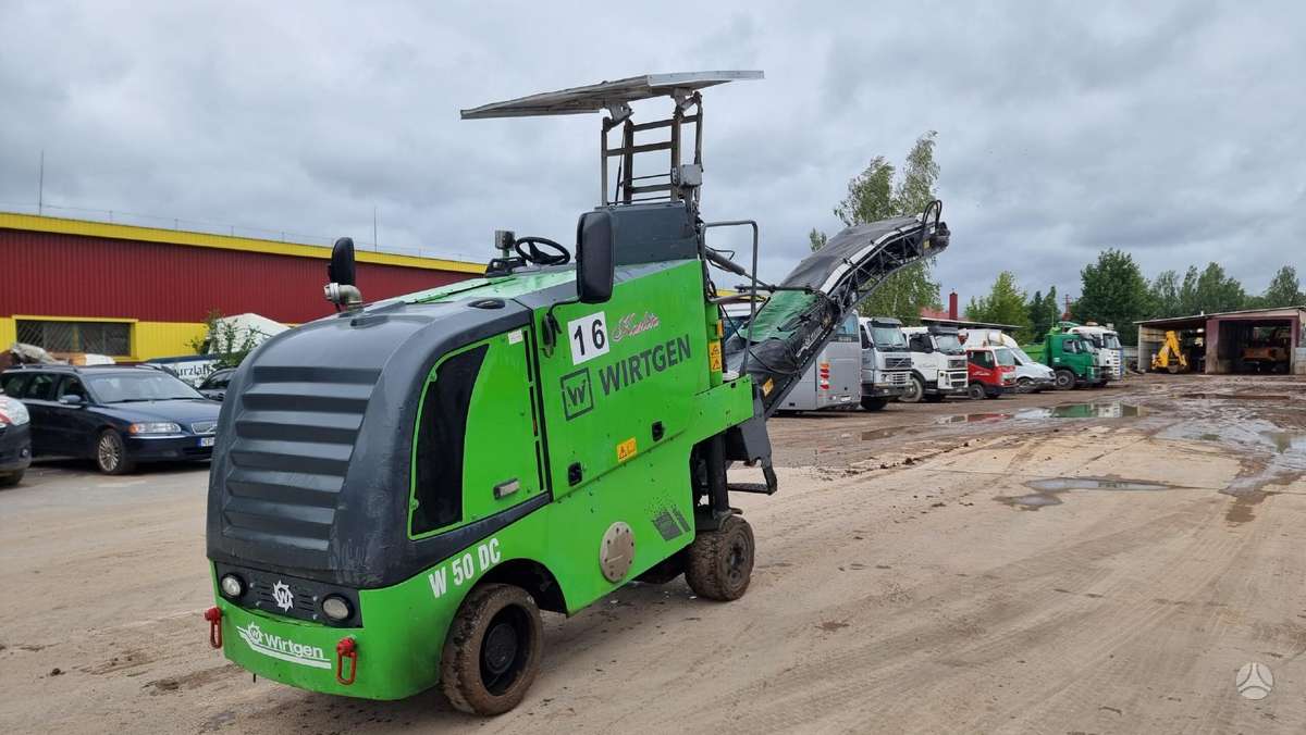 Wirtgen W50 DC, paving machinery