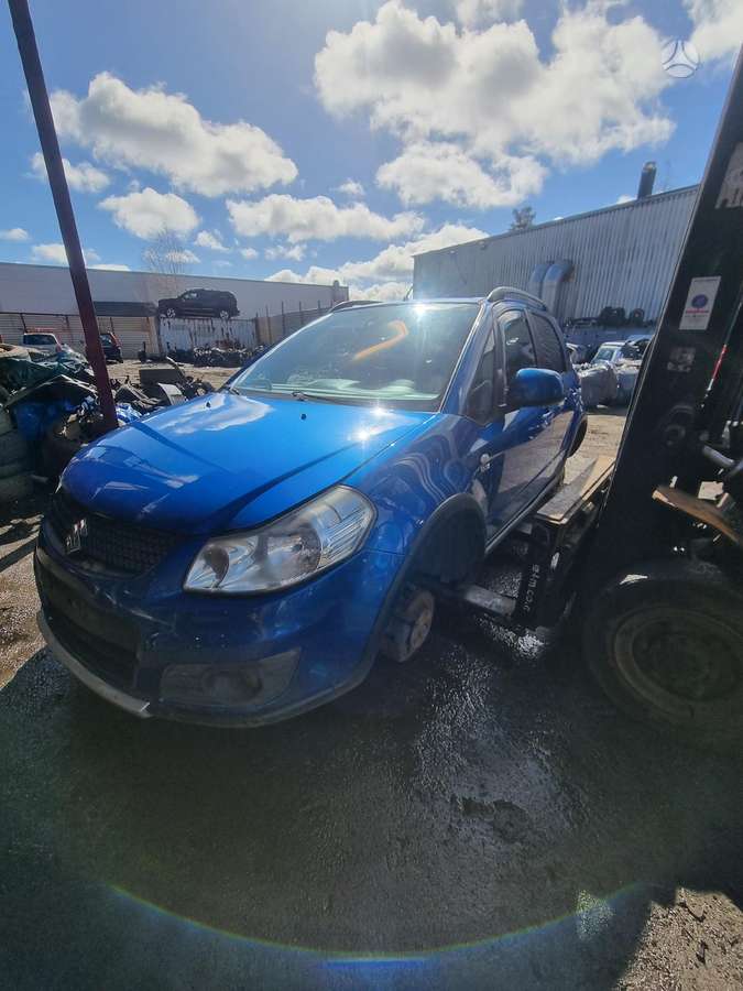 Suzuki SX4