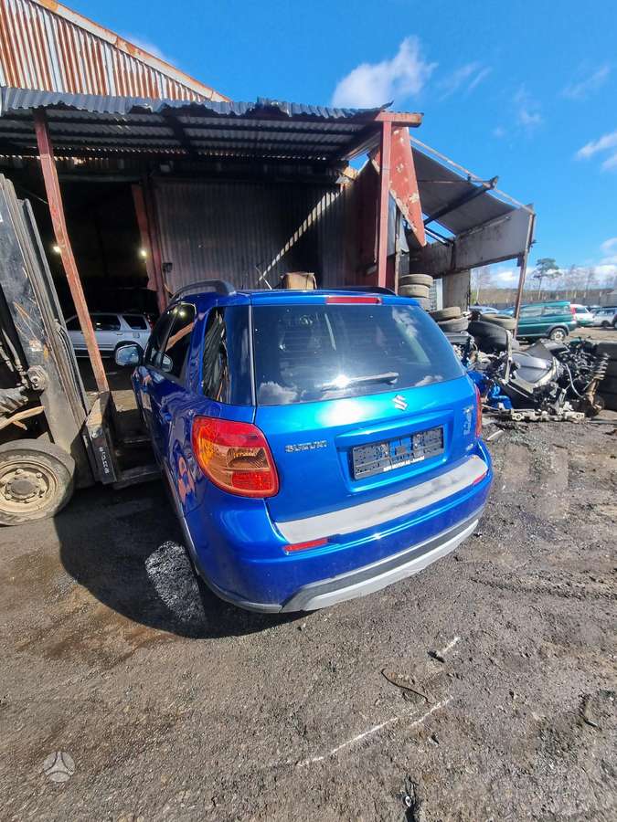 Suzuki SX4