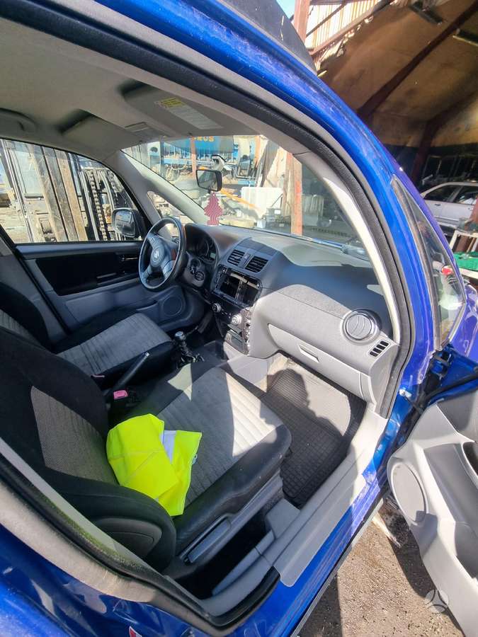 Suzuki SX4