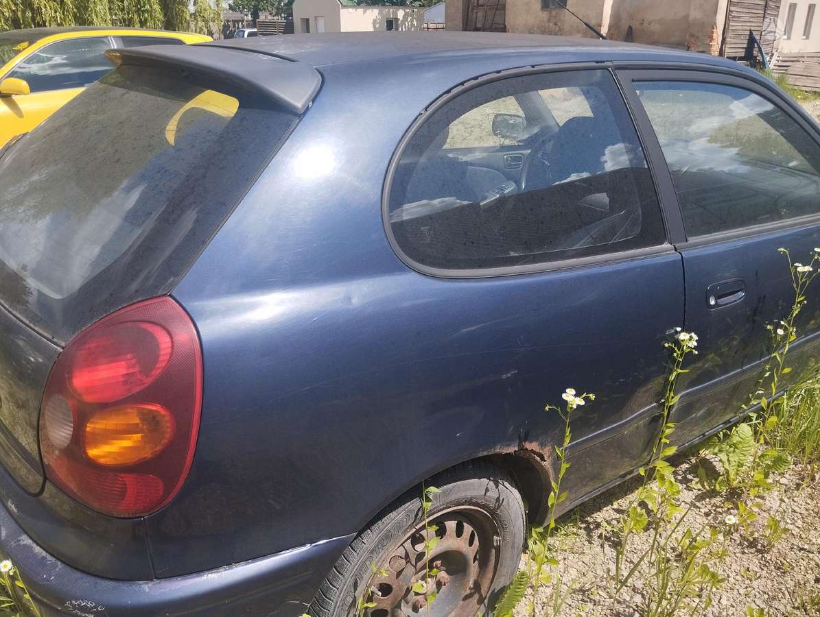 Toyota Corolla for parts