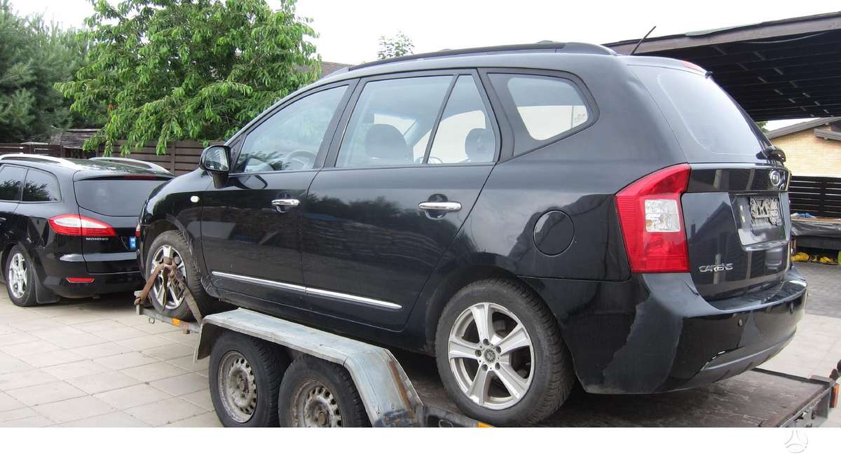 Kia Carens