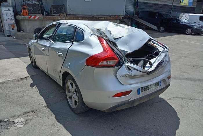 Volvo V40 по частям. Rida 100000