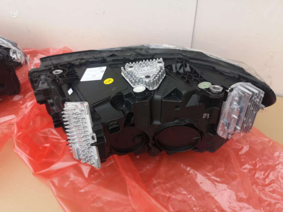 BMW X4 dalimis. Bmw x4 g02 adaptiv led žibintai eu bmw x3m f97 x3 g01