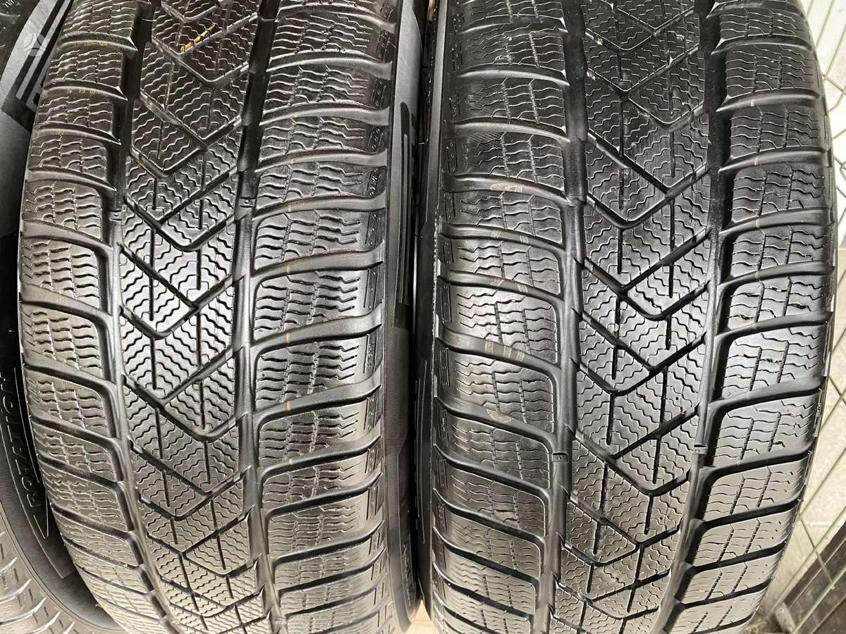Pirelli Sottozero3, winter 225/55 R17