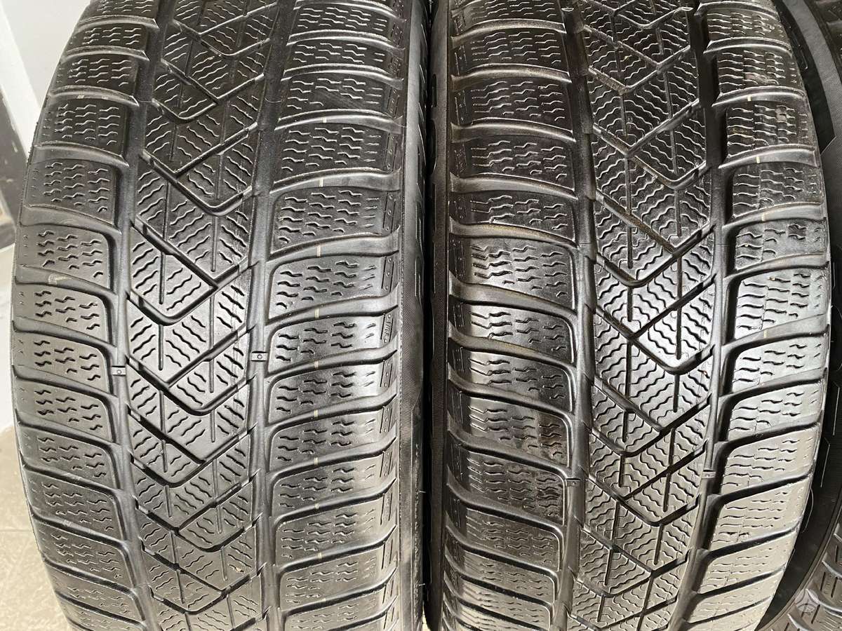 Pirelli Sottozero3, winter 225/55 R17