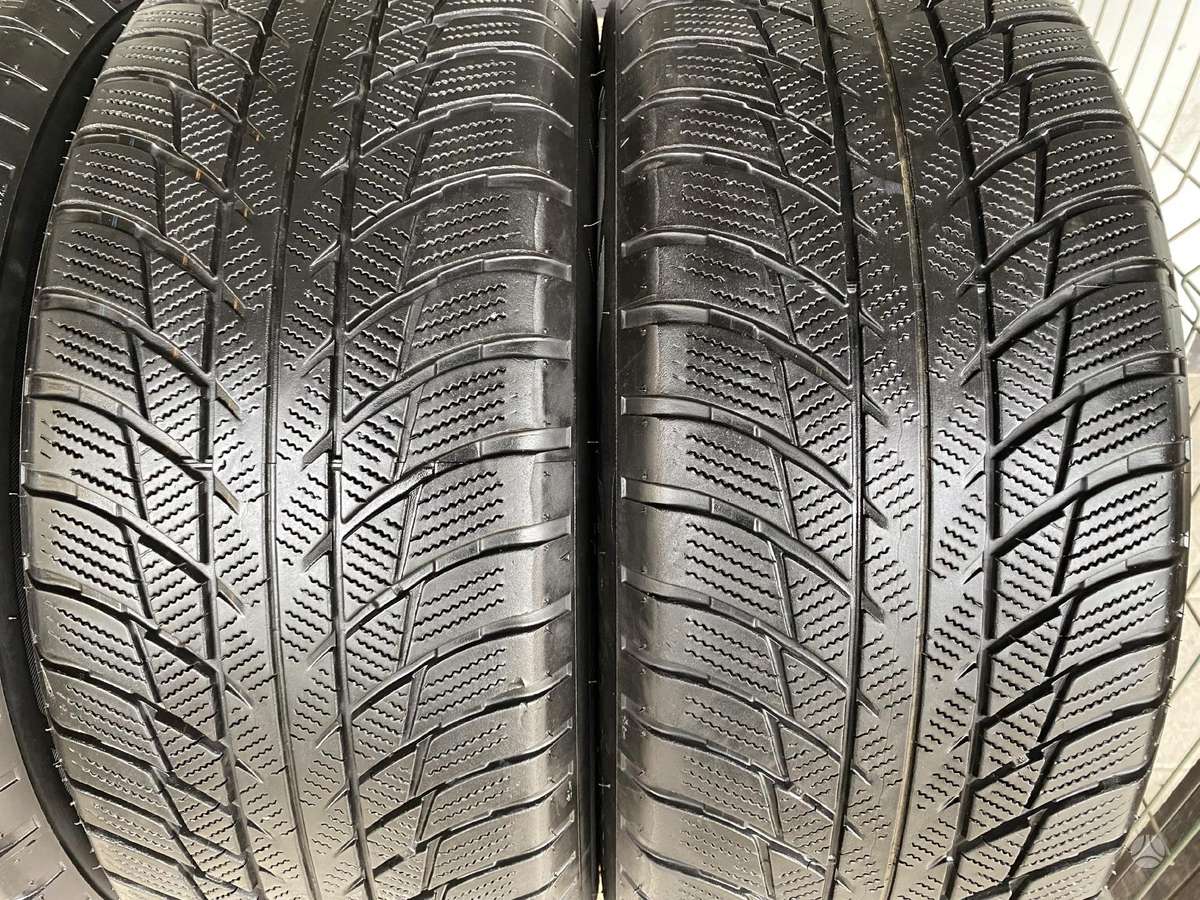 Bridgestone Blizzak lm001, winter 225/55 R17