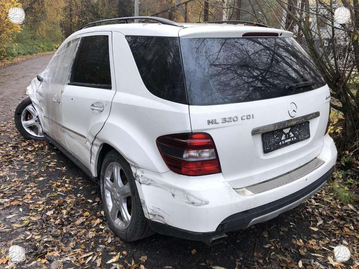 Mercedes-Benz ML320