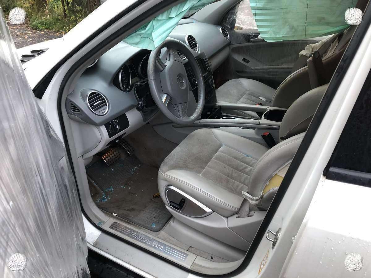 Mercedes-Benz ML320