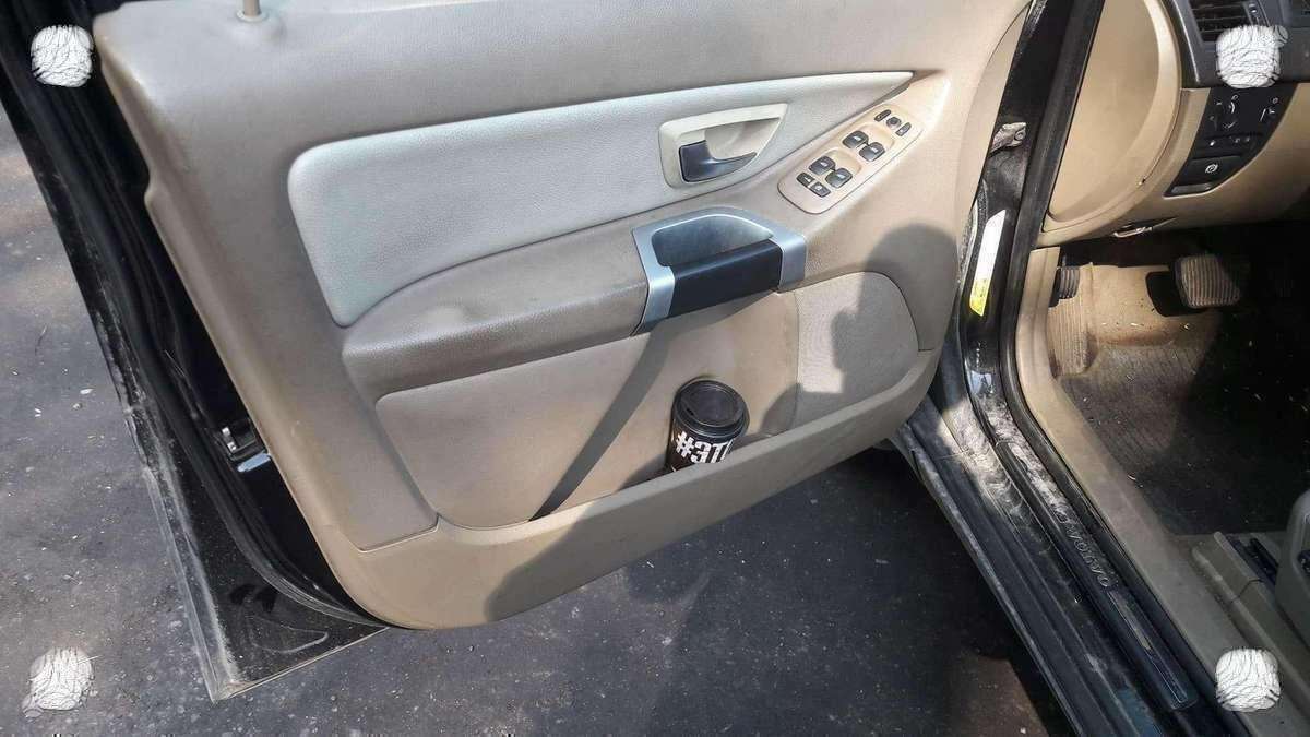 Volvo XC90 Dalimis