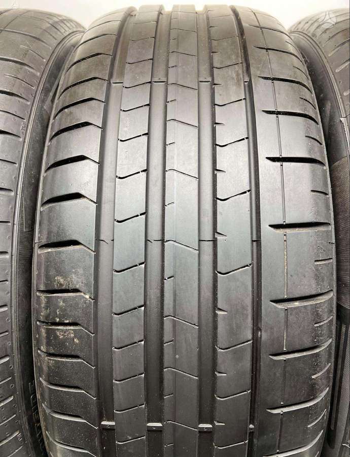 Pirelli P-Zero MO, летние 235/50 R19