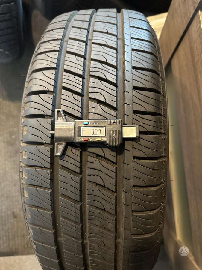 Goodyear, всесезонные 215/60 R17