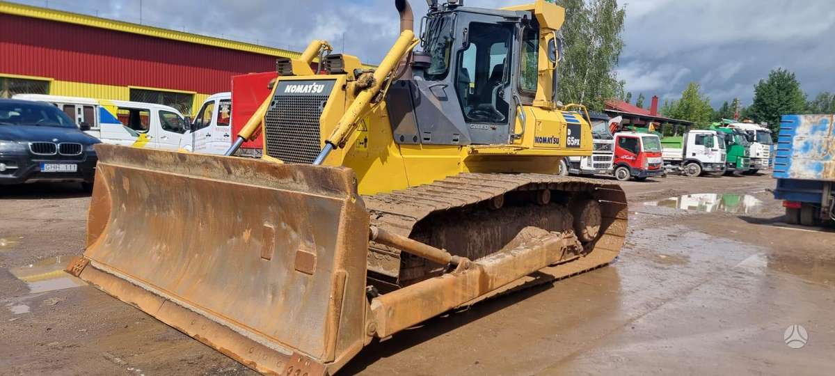 Komatsu D65PX-15E0, бульдозеры