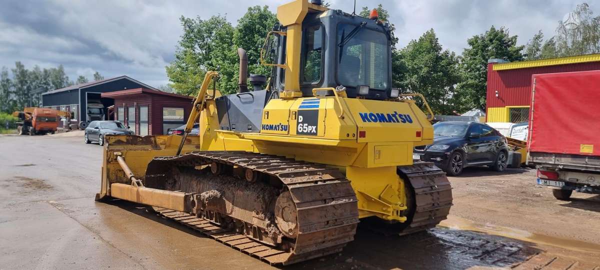 Komatsu D65PX-15E0, бульдозеры