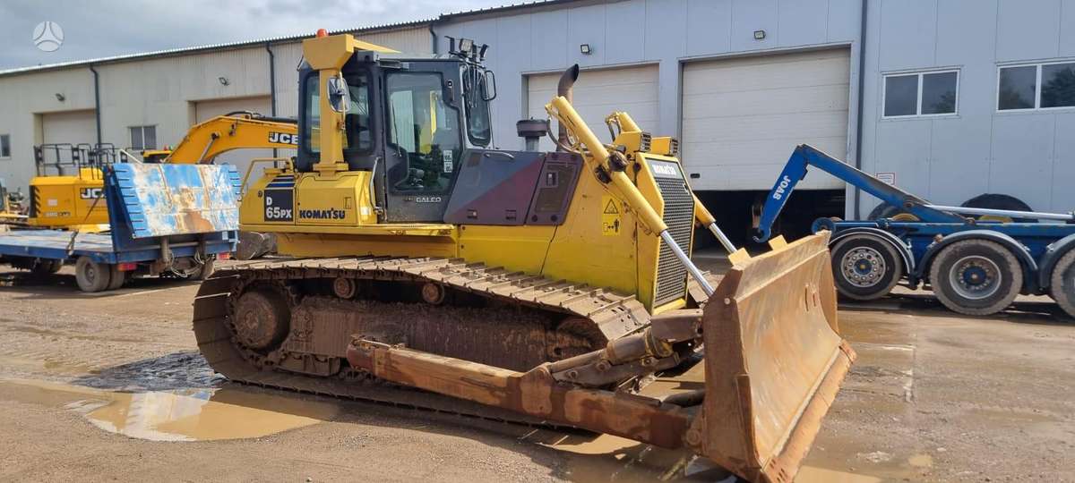 Komatsu D65PX-15E0, бульдозеры
