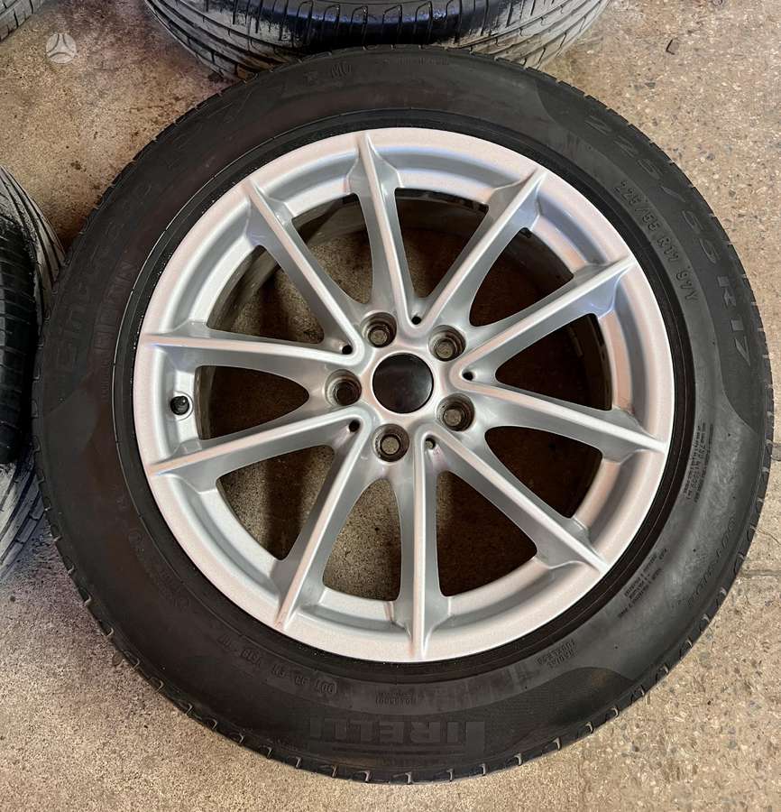 BMW, lengvojo lydinio, R17