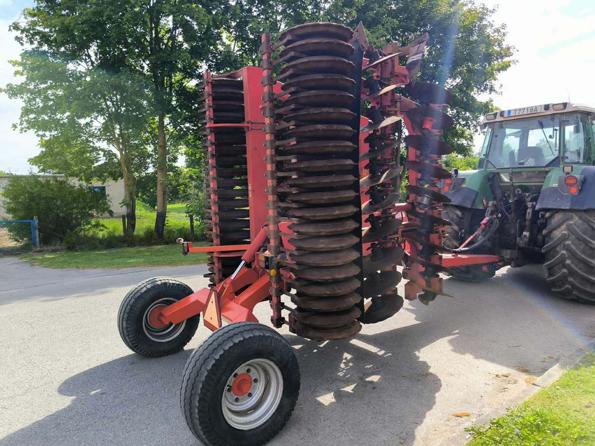 He-va Disc roller, scrapers, scrubbers