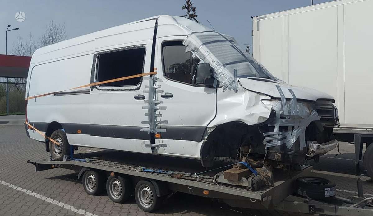 Mercedes-Benz Sprinter dalimis