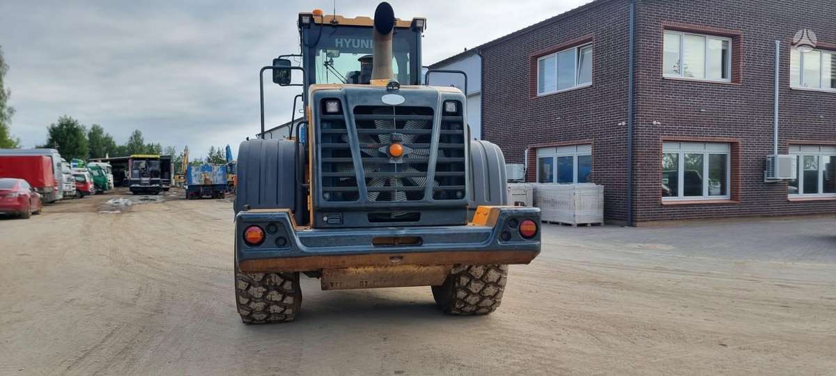 Hyundai HL 760-9, frontal loader