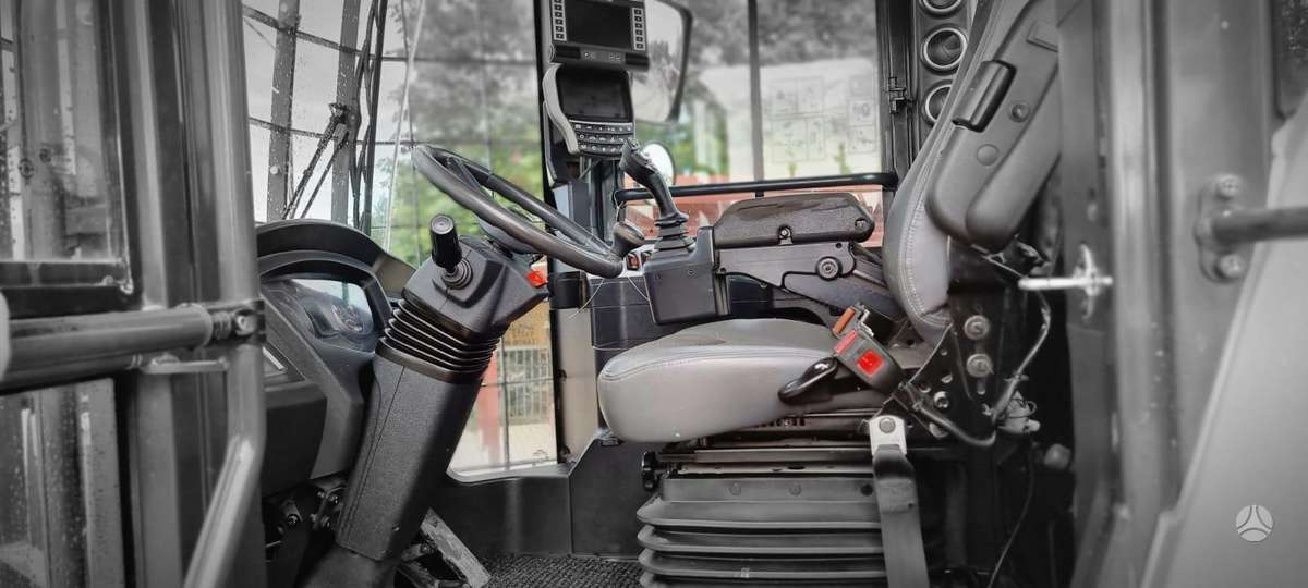 Hyundai HL 960, фронтальные погрузчики