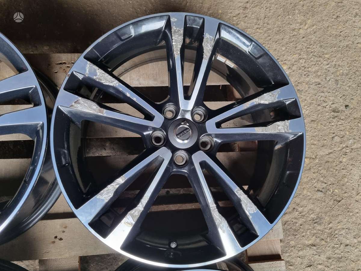 Volvo 31381536, light alloy, R19