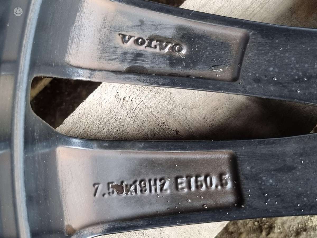 Volvo 31381536, light alloy, R19