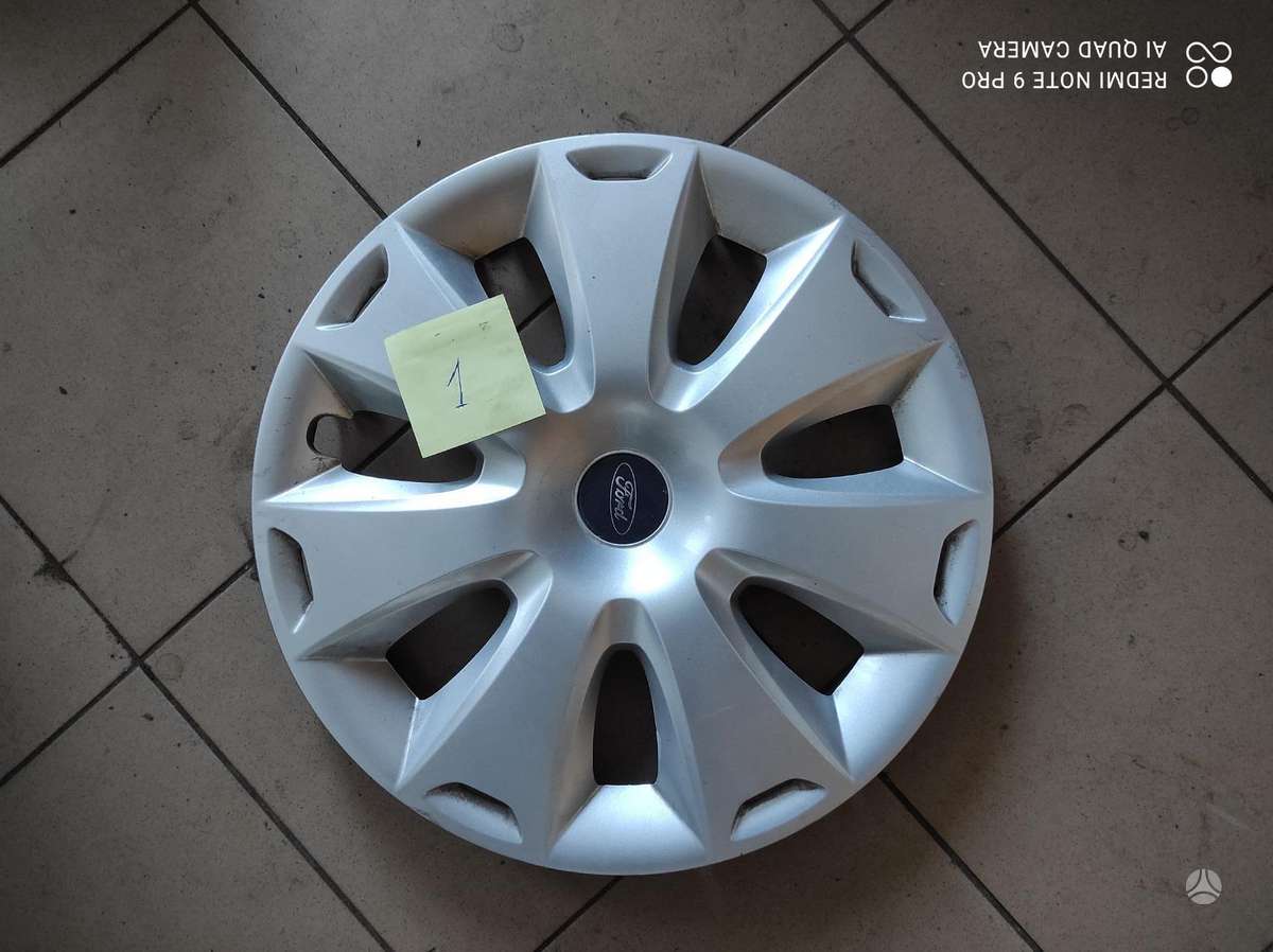 Ford, ratų gaubtai, R16