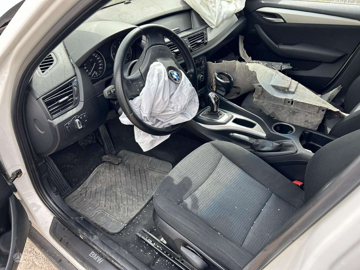 BMW X1 Dalis pristatome i visus miestus