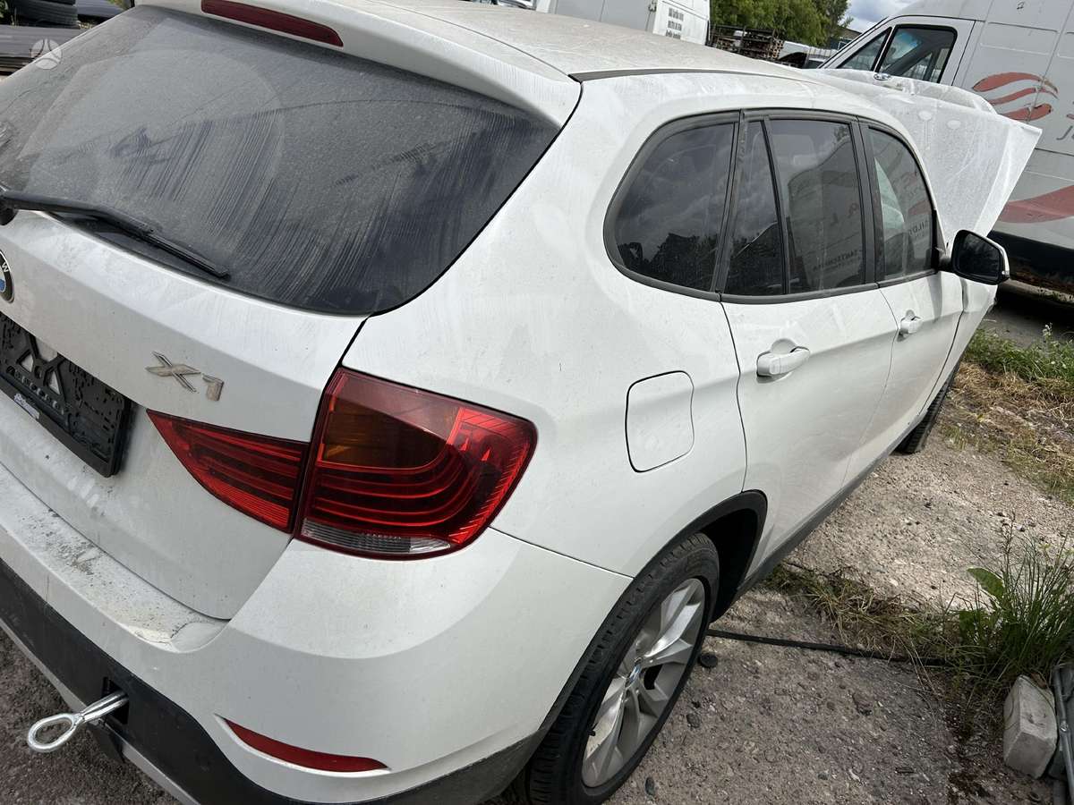 BMW X1 Dalis pristatome i visus miestus