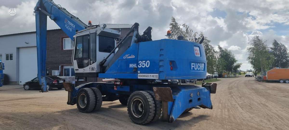 Fuchs MHL 350D, ekskavatoriai