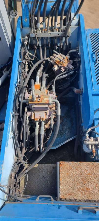 Fuchs MHL 350D, ekskavatori