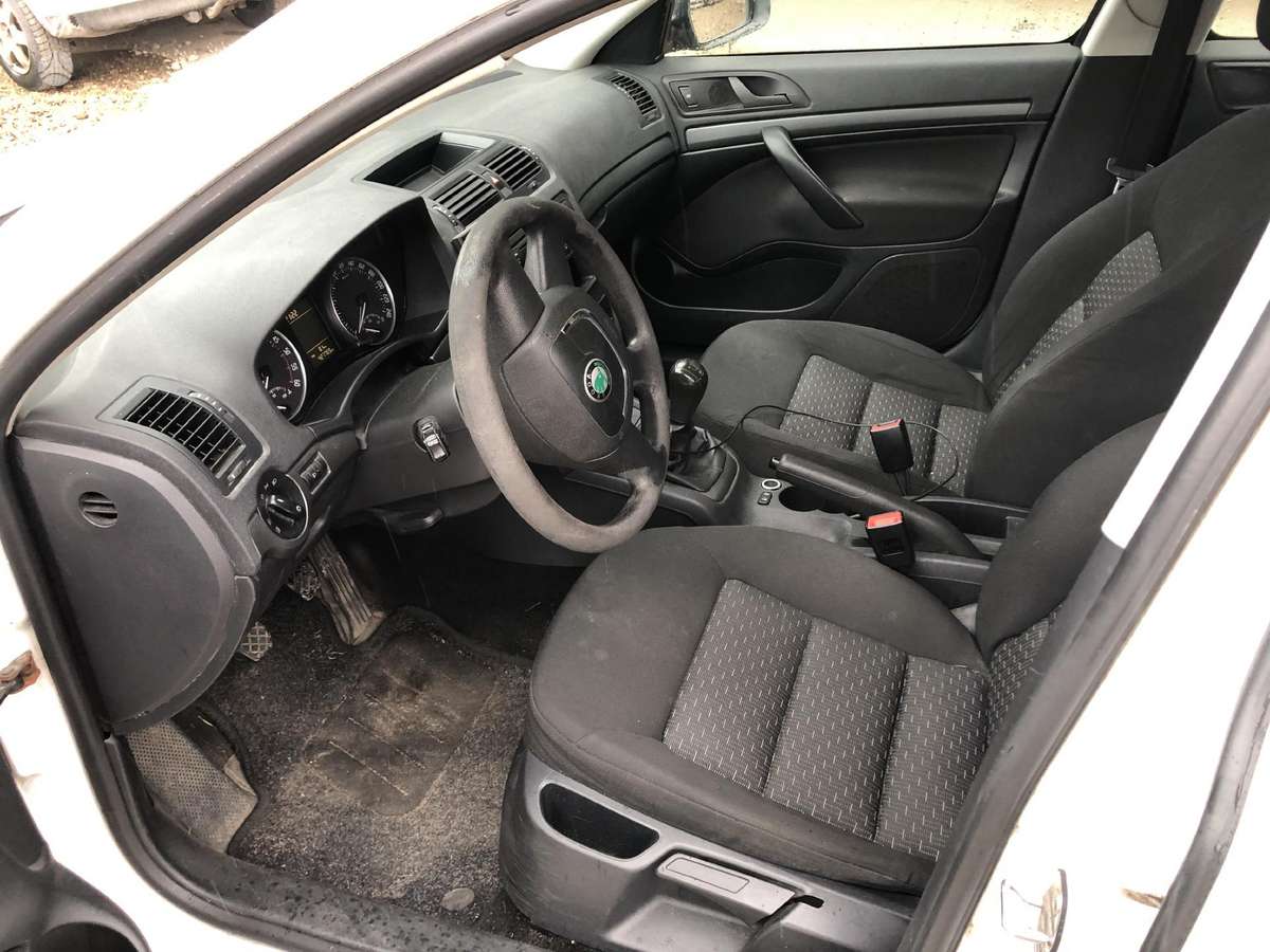 Skoda Octavia по частям