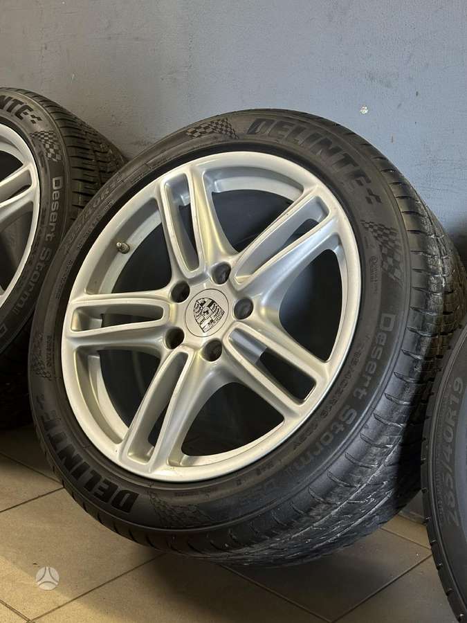 Porsche, lengvojo lydinio, R19