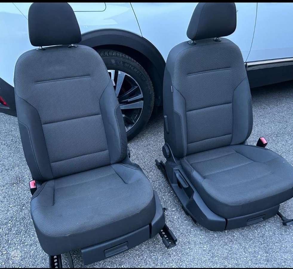 Volkswagen Golf sėdynės