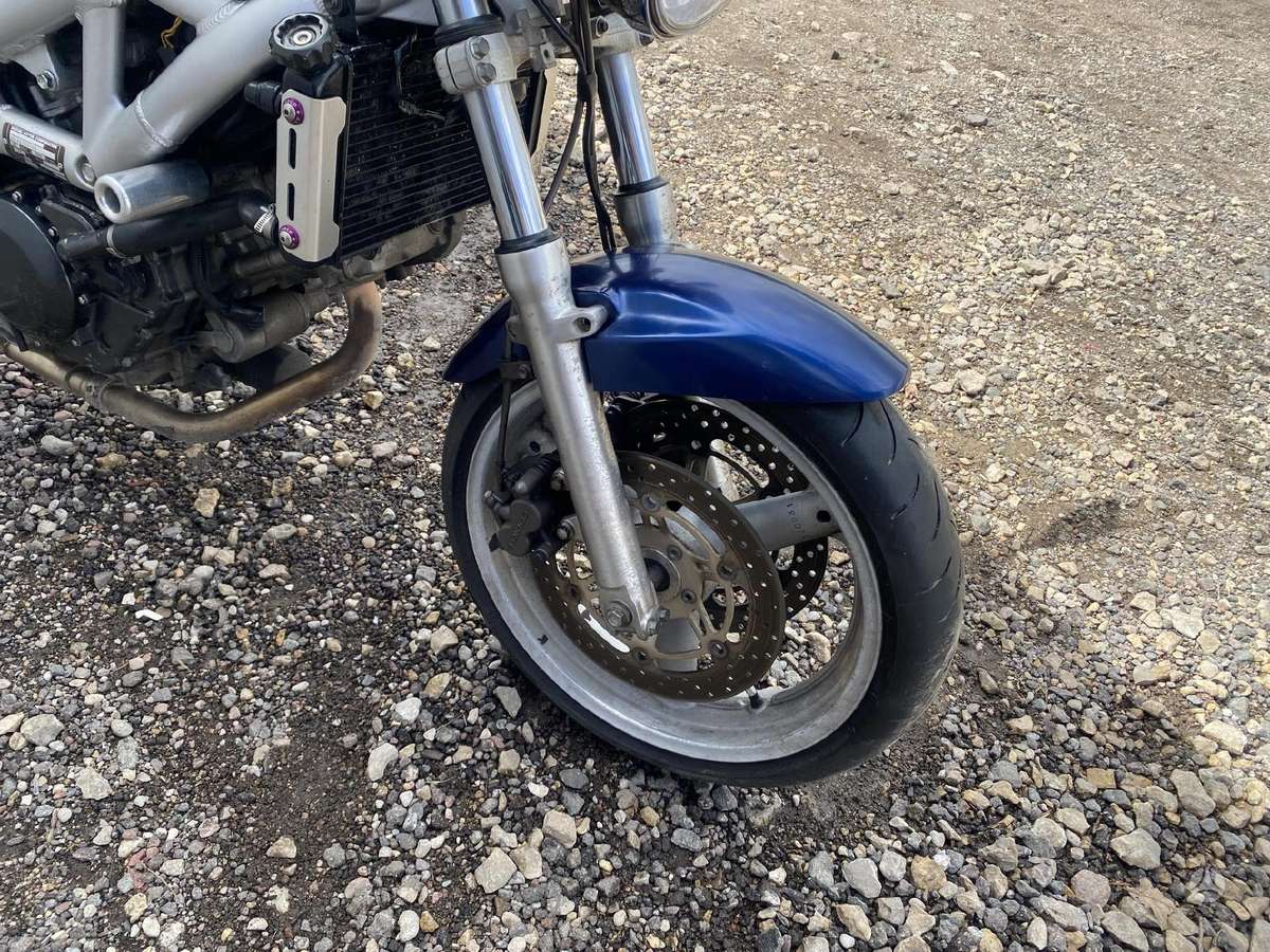 Suzuki SV, street / classic