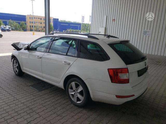 Skoda Octavia Crm engine pgt gearbox canton audio