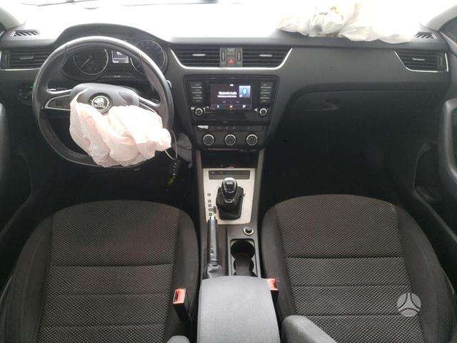 Skoda Octavia Crm engine pgt gearbox canton audio