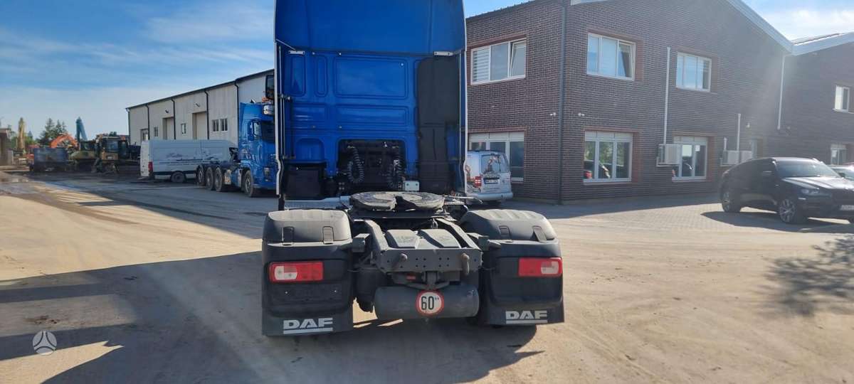 DAF XF 450, double sleeper