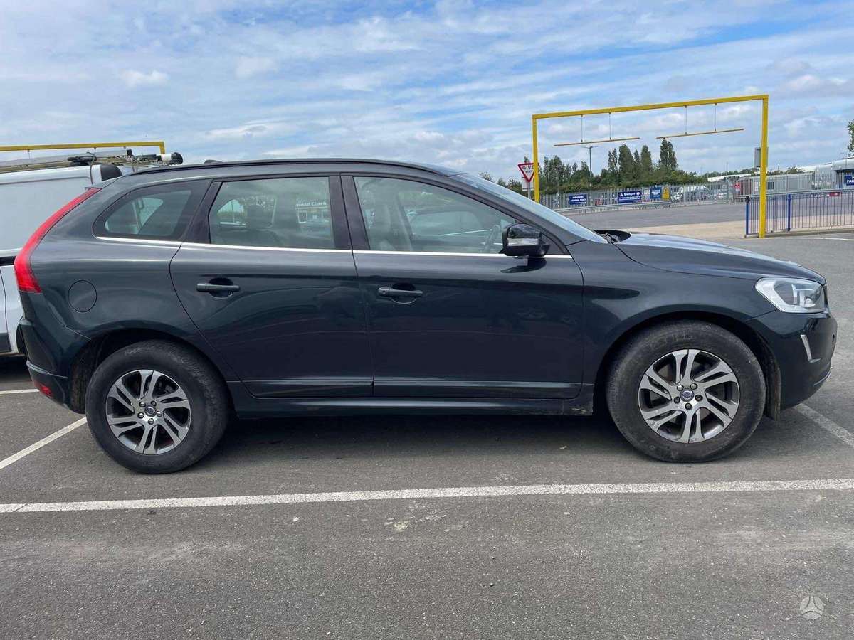 Volvo XC60 for parts