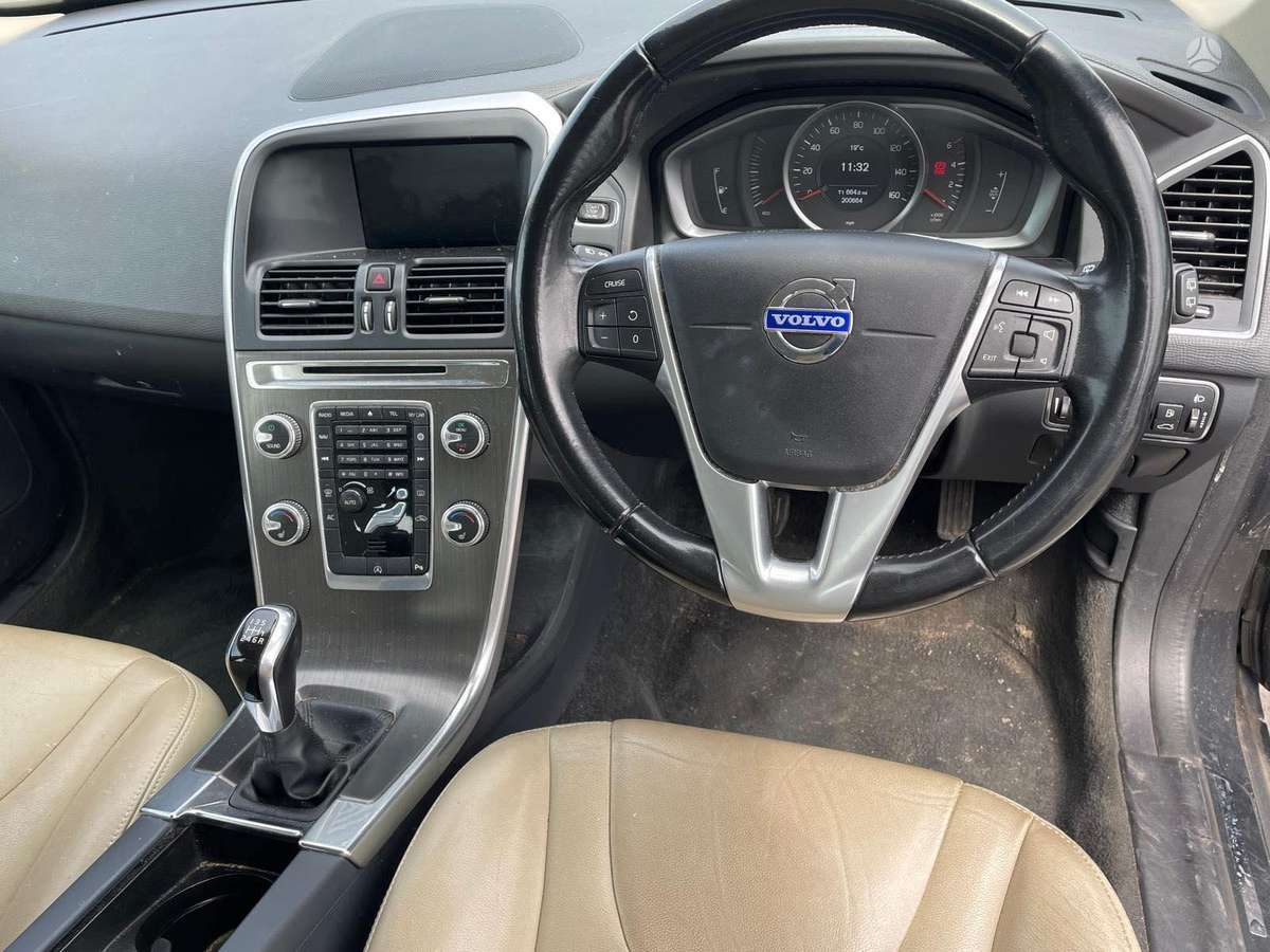 Volvo XC60 for parts