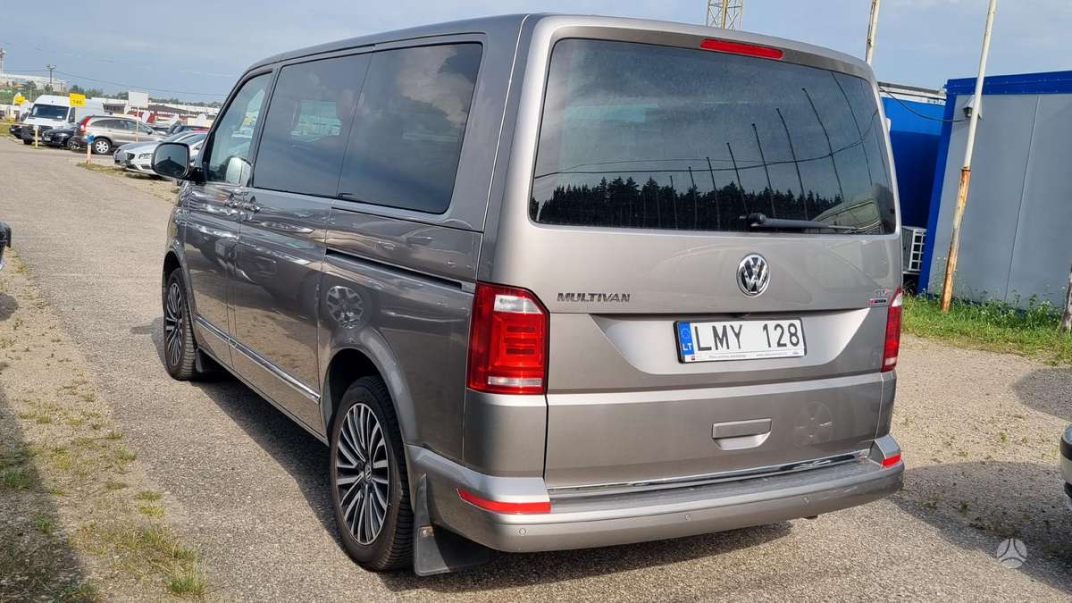 Volkswagen Multivan, пассажирский микроавтобус