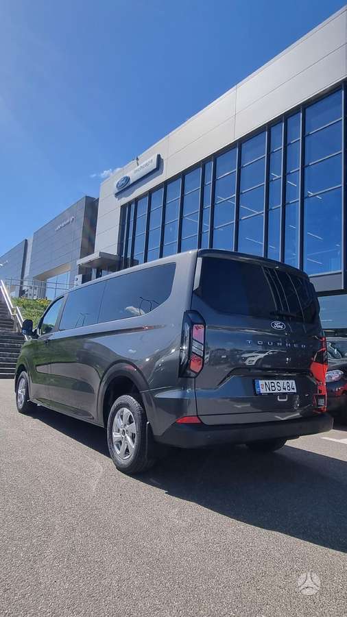Volkswagen Multivan, passenger minibus