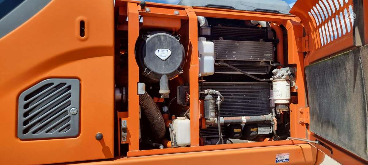 Doosan DX 140W, экскаваторы