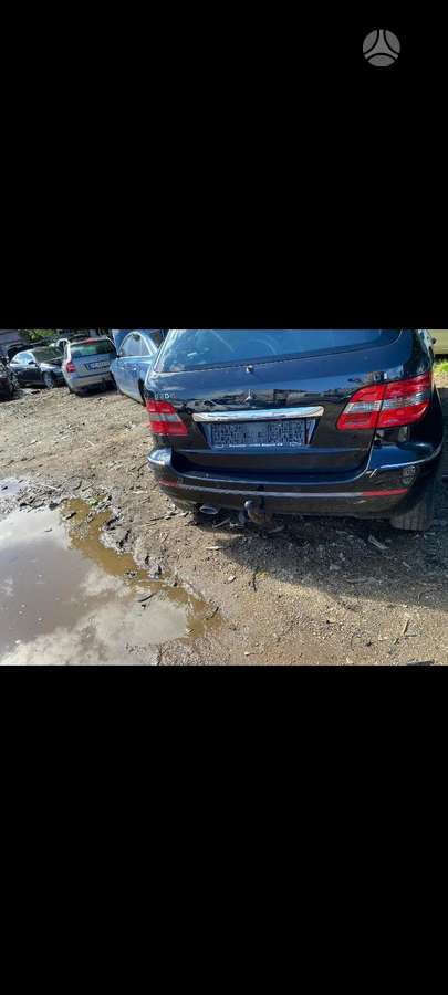 Mercedes-Benz B200