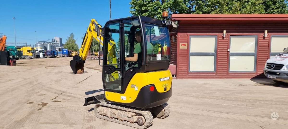 Yanmar SV16, mini ekskavatori