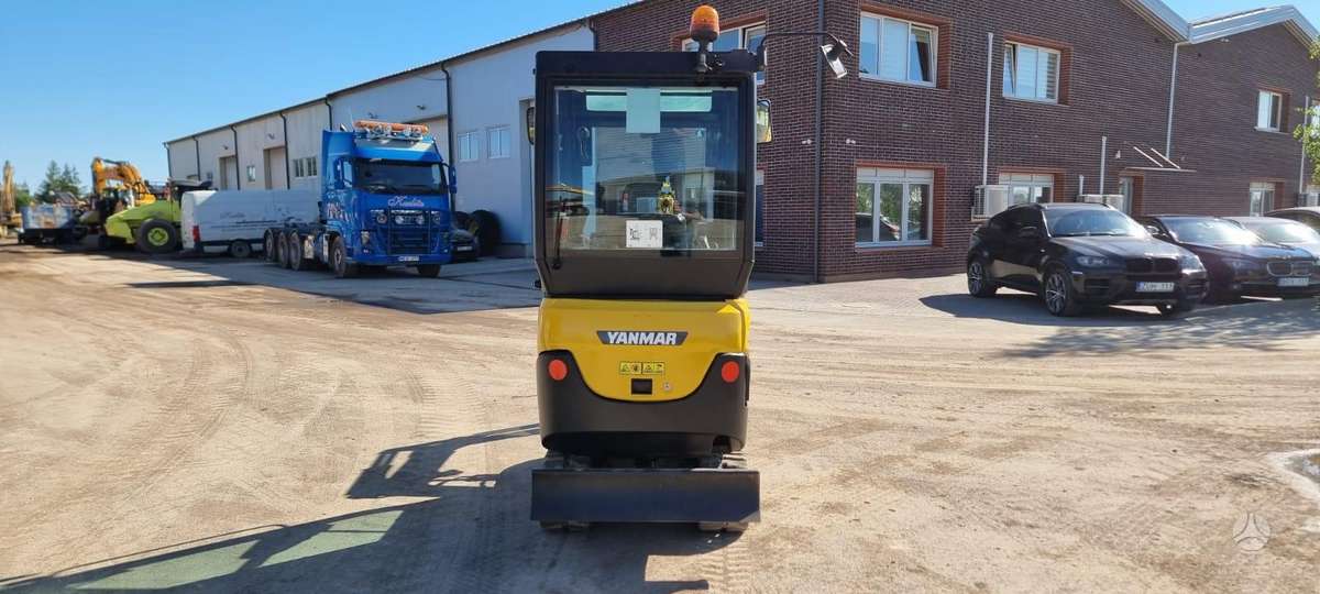 Yanmar SV16, mini ekskavatoriai