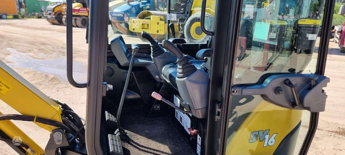 Yanmar SV16, мини-экскаваторы