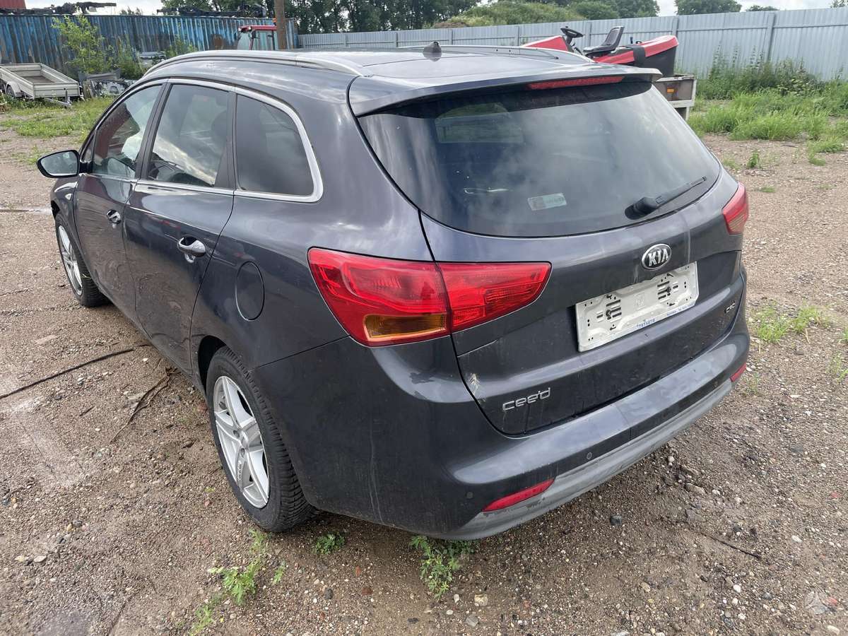 Kia Ceed по частям