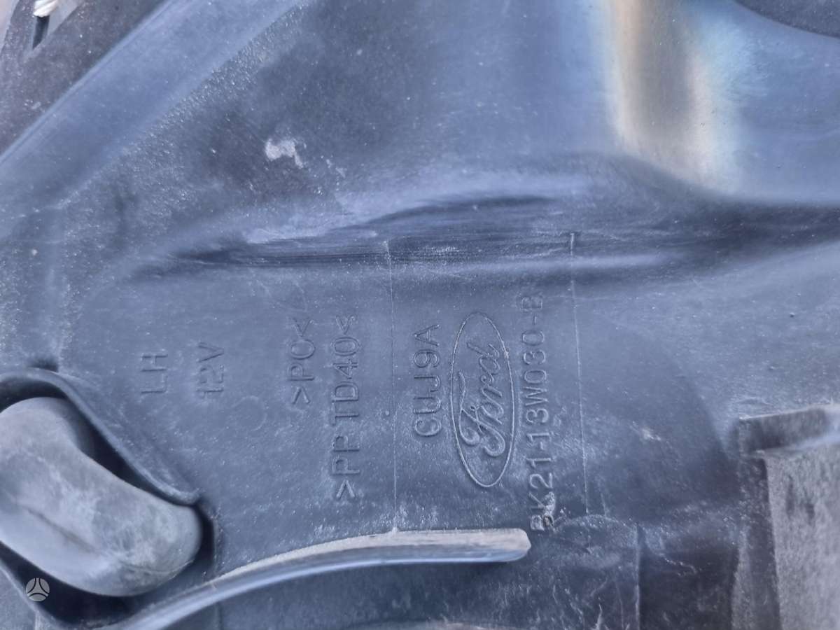 Ford Transit Connect lights