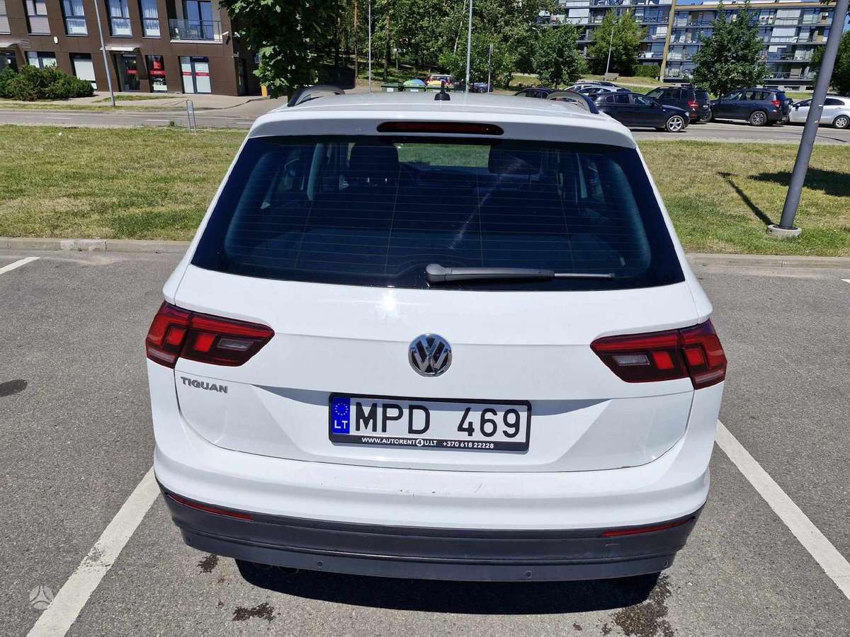 Volkswagen Tiguan, 2.0 l., off-road / crossover